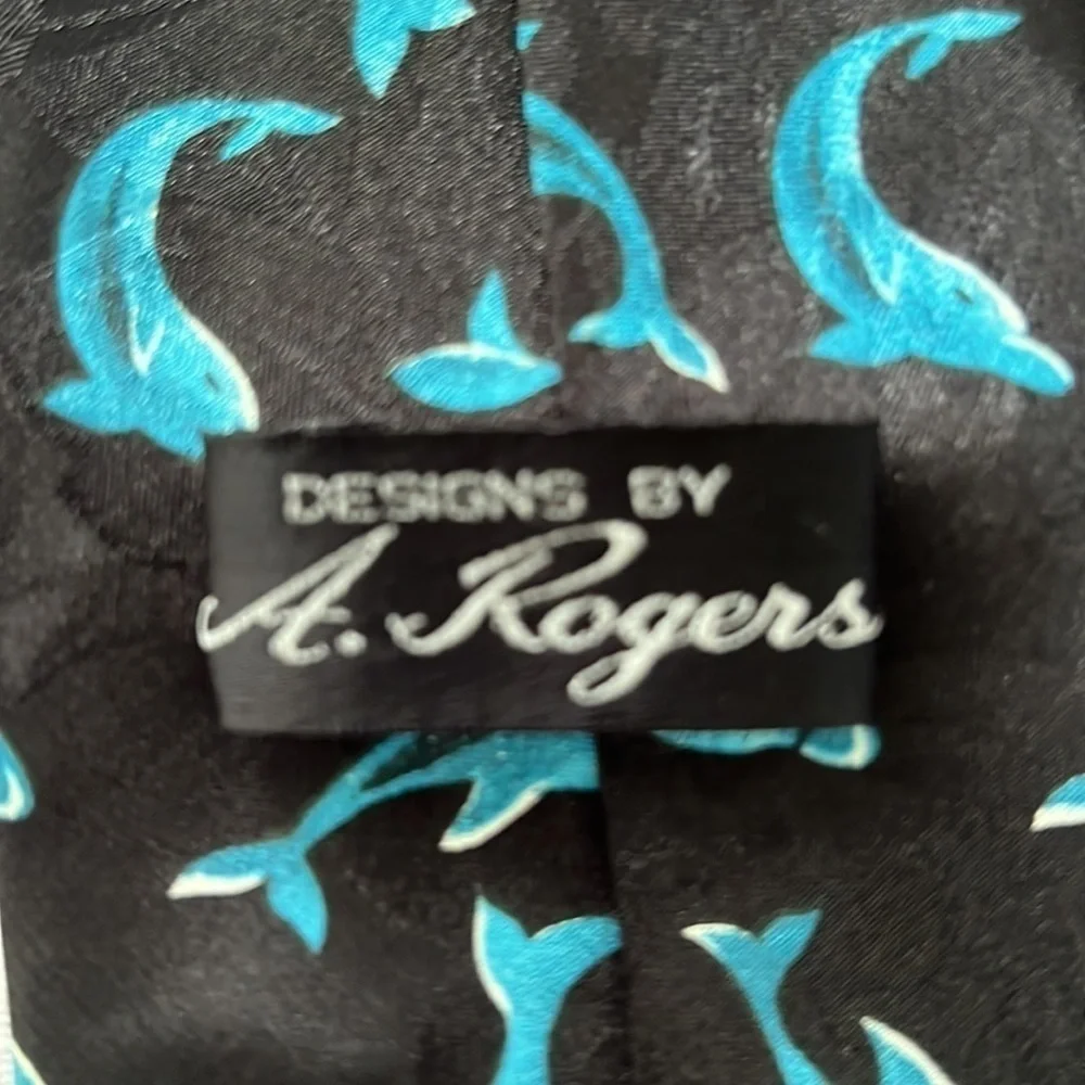 A Rogers Dolphin Tie